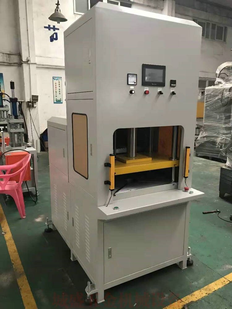 家電面板片材IMD熱壓成型機